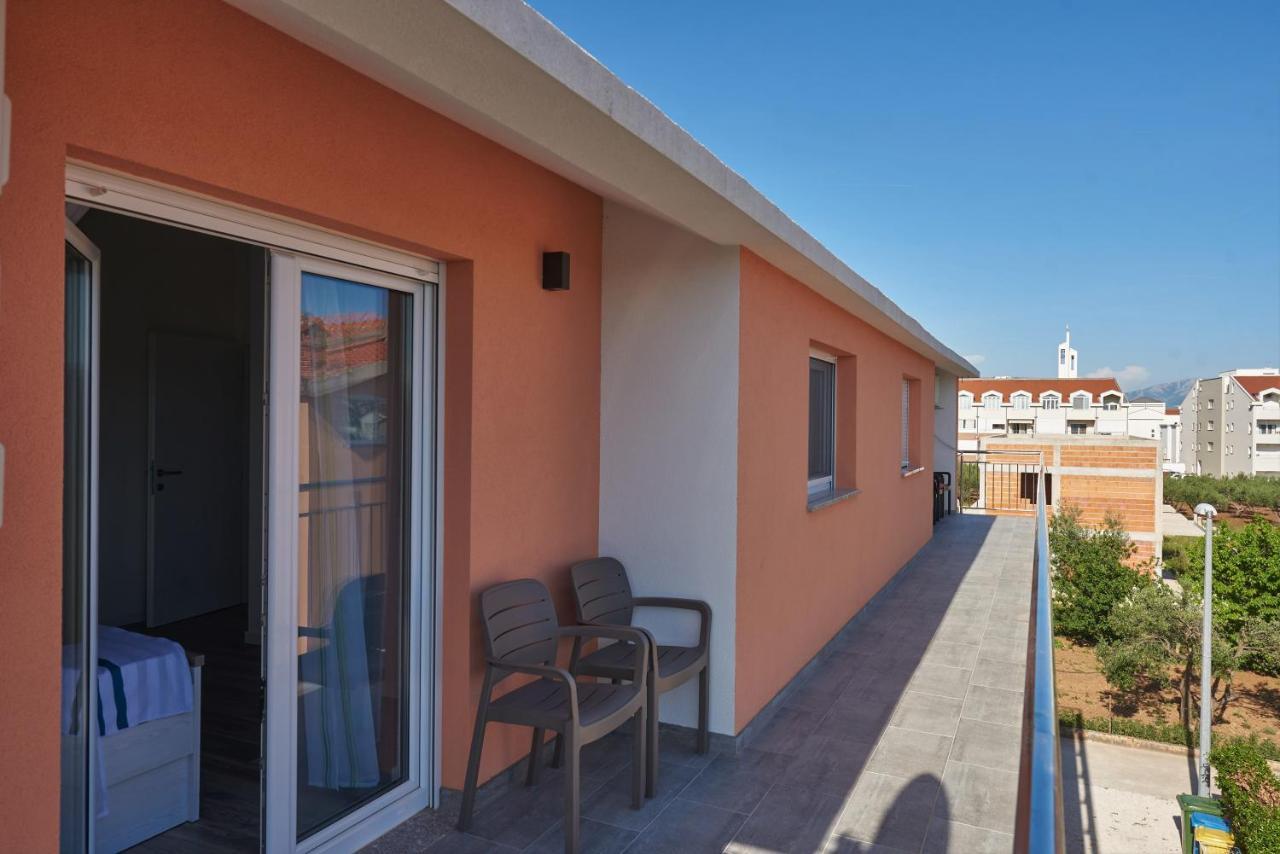 Apartments & Rooms Seaside Kaštela Kültér fotó