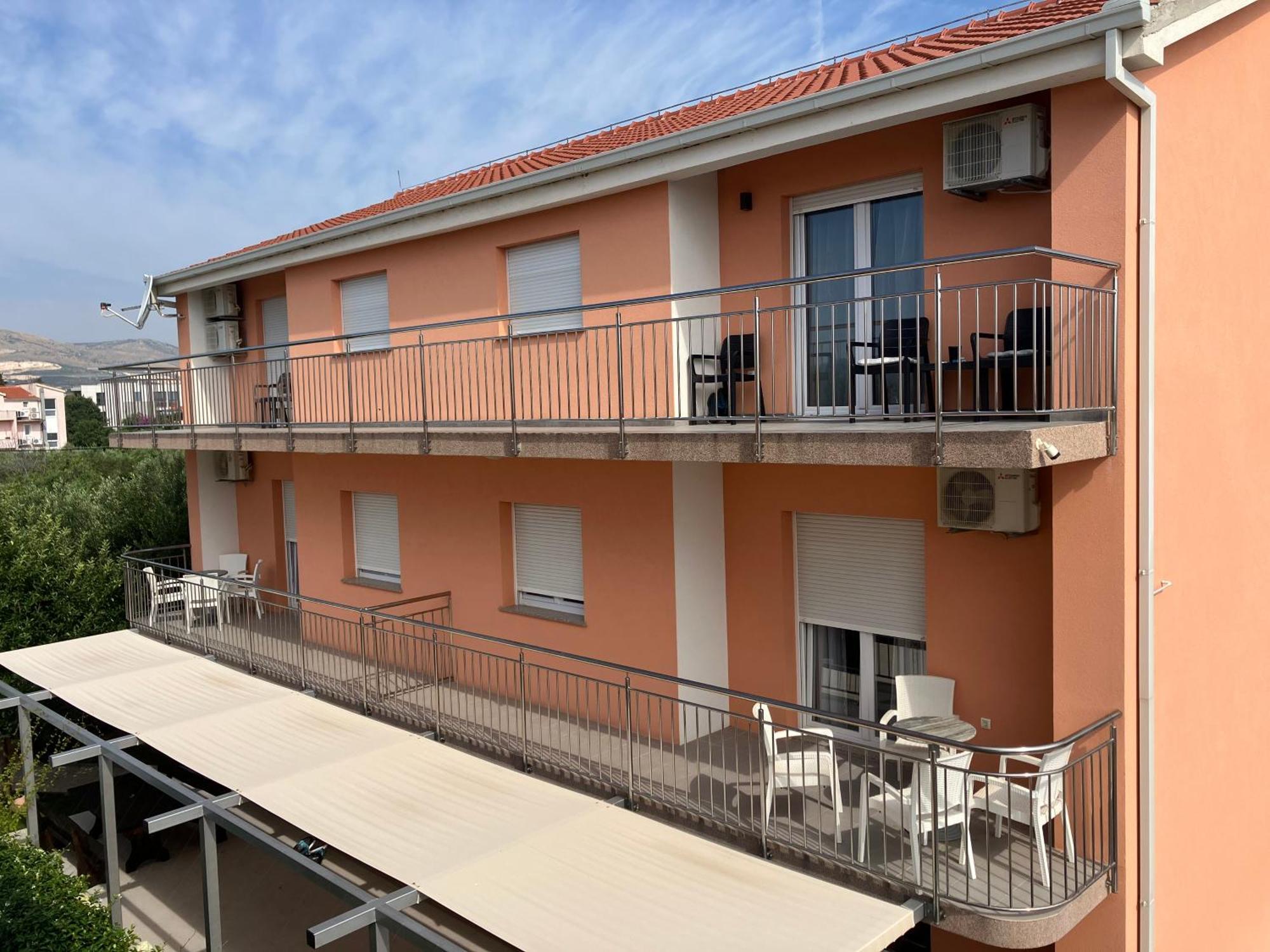 Apartments & Rooms Seaside Kaštela Kültér fotó