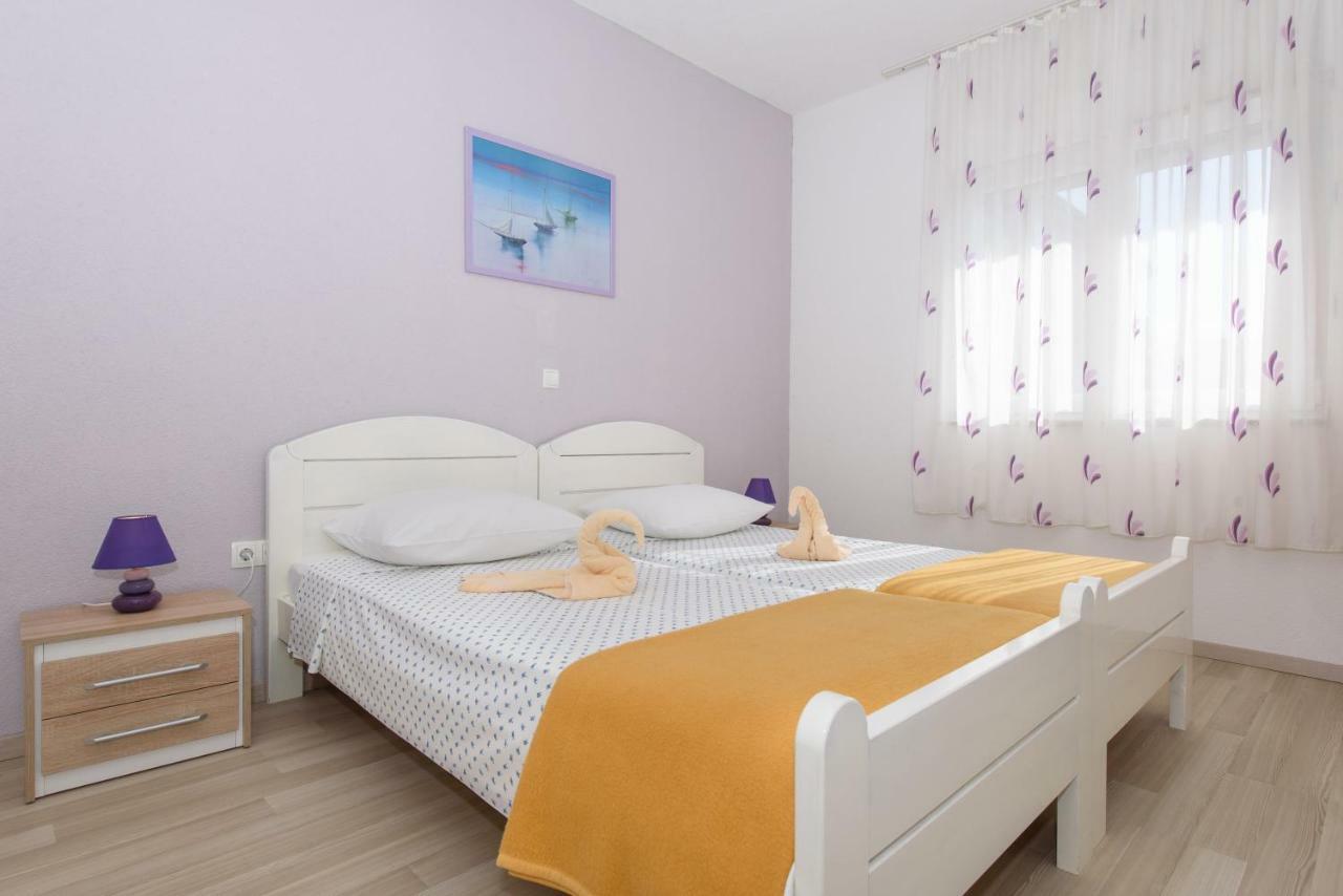 Apartments & Rooms Seaside Kaštela Kültér fotó