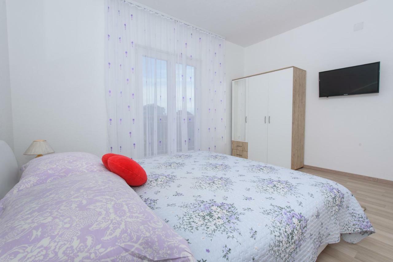 Apartments & Rooms Seaside Kaštela Kültér fotó