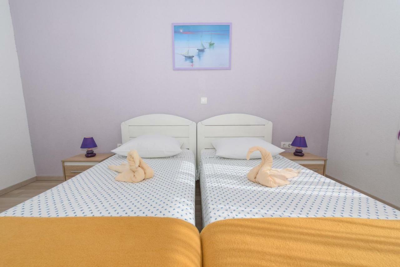 Apartments & Rooms Seaside Kaštela Kültér fotó